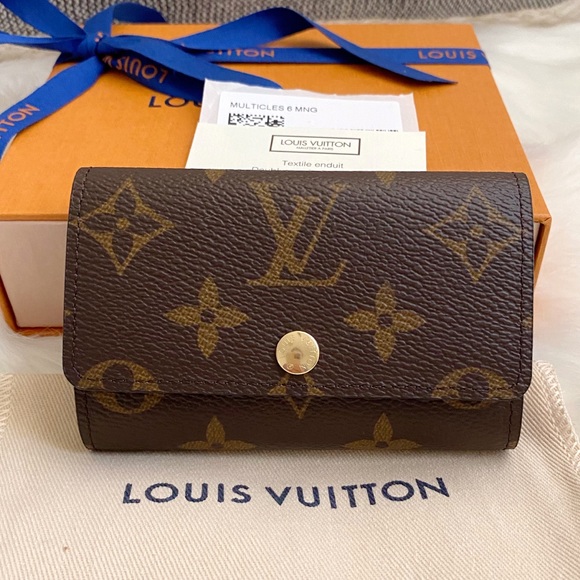 ❌SOLD❌NWT Louis Vuitton Key 6 Holder, M62630 - Picture 14 of 15
